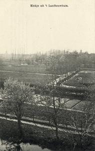 6873 Gezicht op de uitspanning Het Landbouwhuis (Dr. Welfferweg 102) te Achttienhoven: gedeelte van de tuin aan de ...